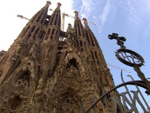 ⛪ Explore Religious Architecture in Spain ⛪🏰